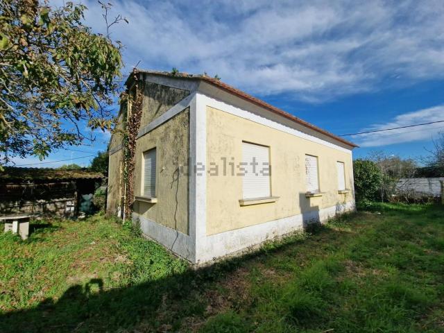Casa en venta en Morouzos, Vigo