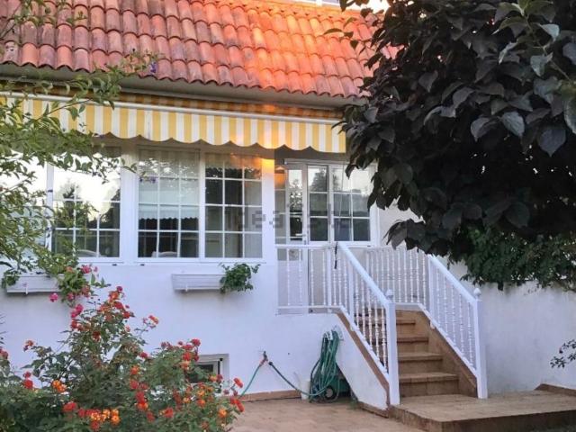Casa en alquiler en Viso de Calvos, Vigo