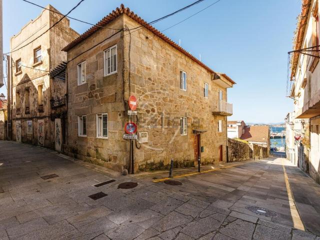 Casa en venta en Baiona, Vigo
