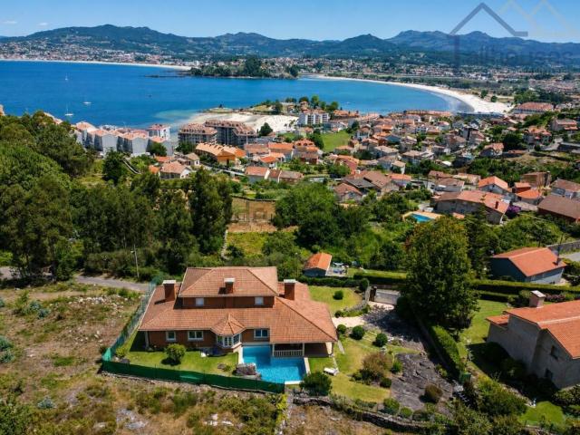 Casa en venta en Baíña, Vigo