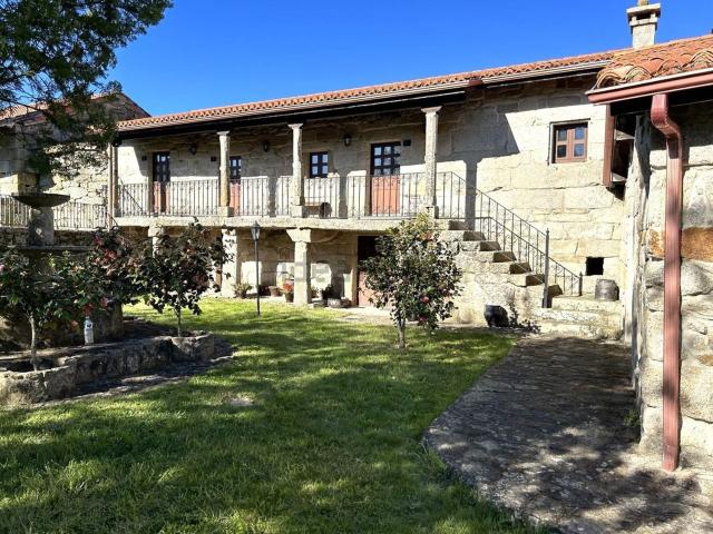 Casa en venta en Baltar, O Outeiriño
