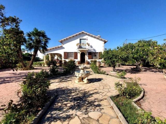 Casa en venta en Baix Penedès, Catalunya