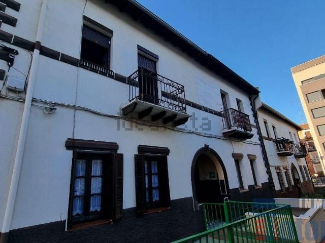 Casa en venta en Cruces, Barakaldo