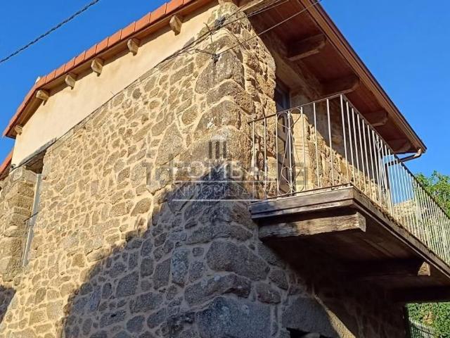 Casa en venta en Bentraces, Ourense