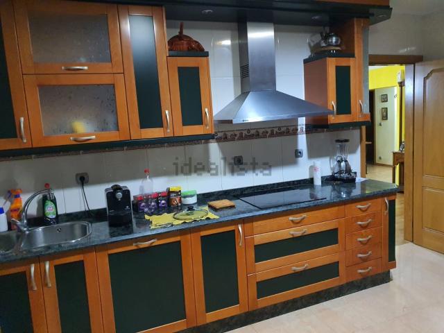 Casa en venta en Piñor, Barbadás