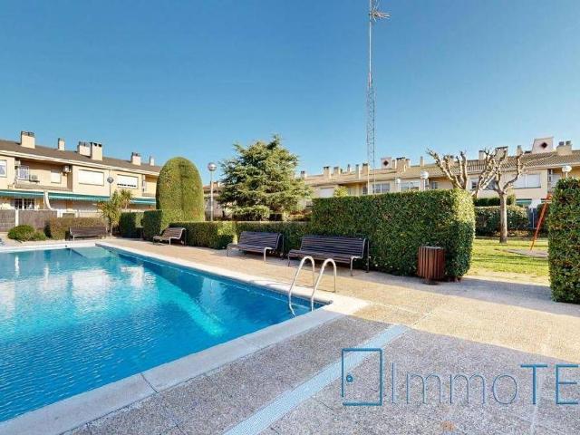 Casa en venta en Can Serra, Barberà Del Vallès