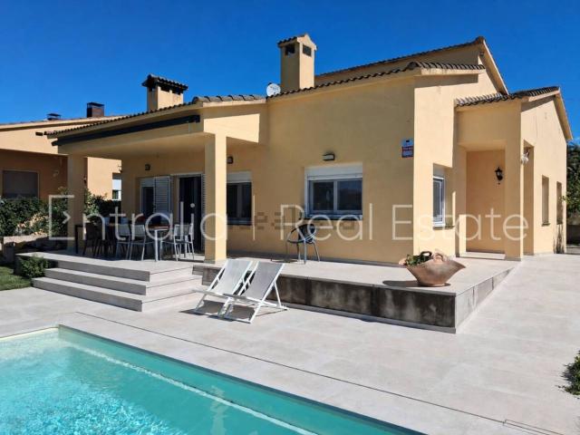 Casa en venta en Alt Empordà, Catalunya