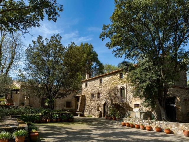 Casa en venta en Bàscara, Girona