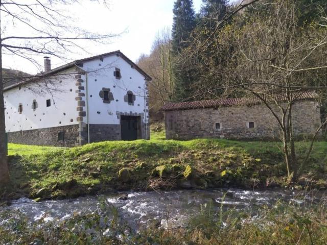 Casa en venta en Almandoz, Baztan