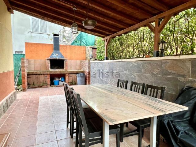 Casa en venta en Urbanització Begues Park, Begues