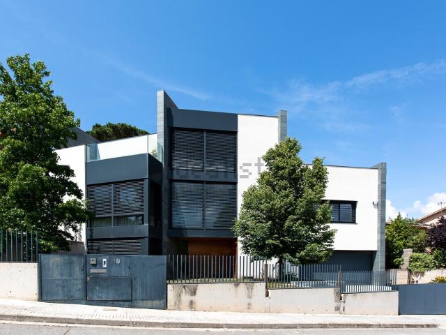 Casa en venta en Begues, Can Sadurní