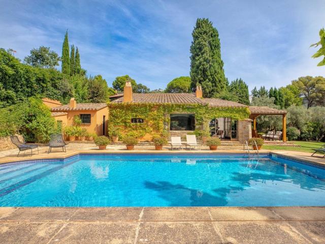Casa en venta en Fornells, Baix Empordà
