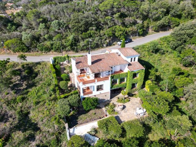 Casa en venta en Begur, Mas Mató