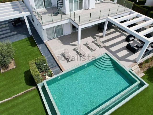 Casa en alquiler en Bel-Air, Costa del Sol Occidental