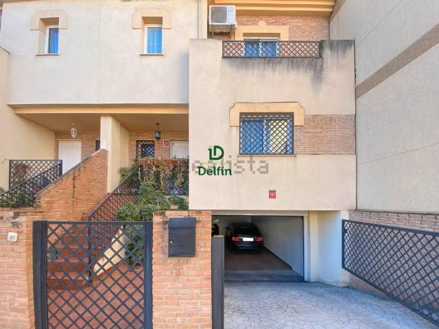 Casa en venta en Granada, Belicena