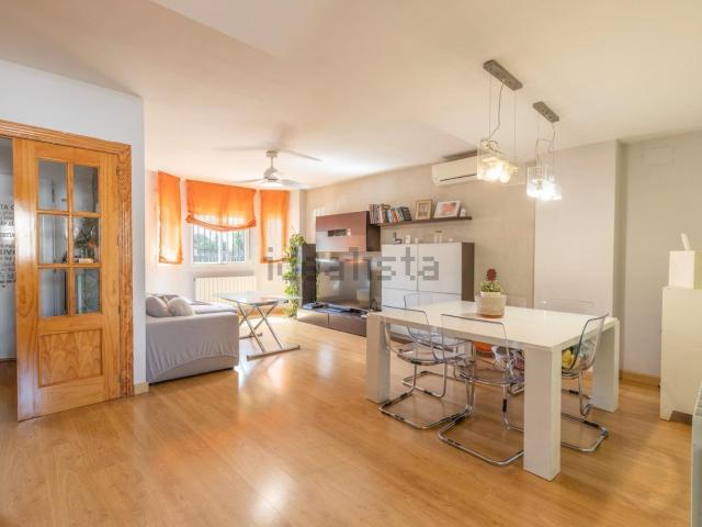Casa en venta en Granada, Belicena