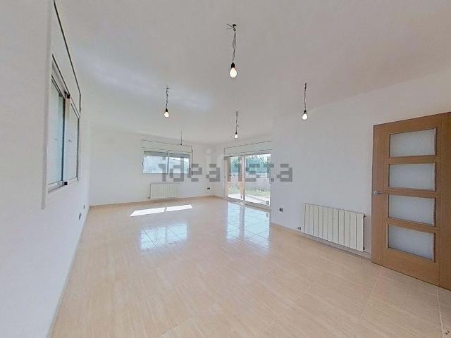 Casa en venta en Bellvei, Calafell