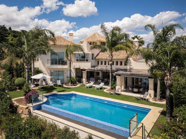Casa en venta en La Alquería-El Paraíso, Costa del Sol Occidental