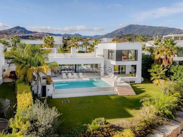 Casa en venta en La Alqueria, Costa del Sol Occidental