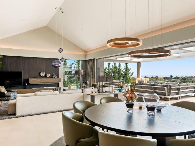 Casa en venta en La Alquería-El Paraíso, Costa del Sol Occidental