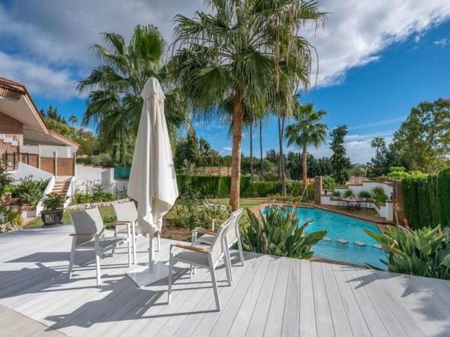 Casa en alquiler en La Alquería-El Paraíso, Costa del Sol Occidental