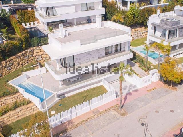Casa en alquiler en La Alquería-El Paraíso, Costa del Sol Occidental