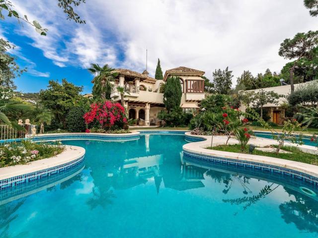 Casa en venta en Artola, Costa del Sol Occidental