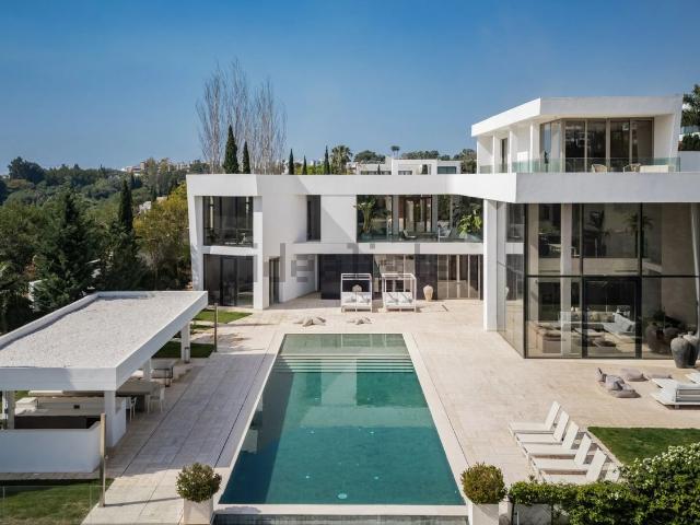 Casa en venta en La Alquería-El Paraíso, Costa del Sol Occidental
