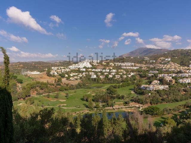 Casa en venta en Artola, Costa del Sol Occidental