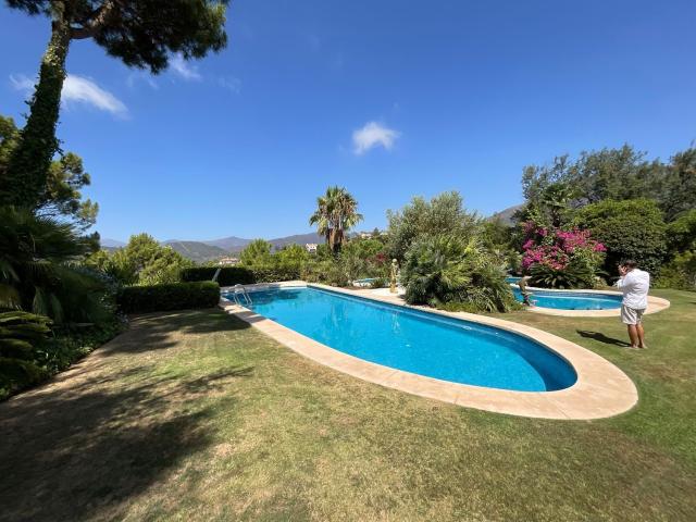 Casa en venta en Artola, Costa del Sol Occidental