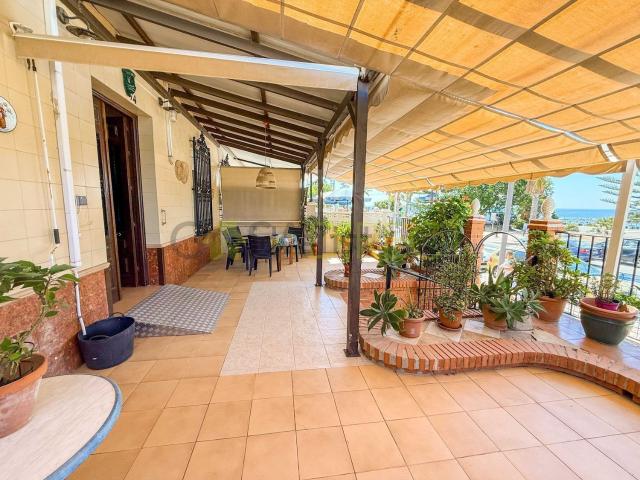 Casa en alquiler en Benajarafe, La Axarquía