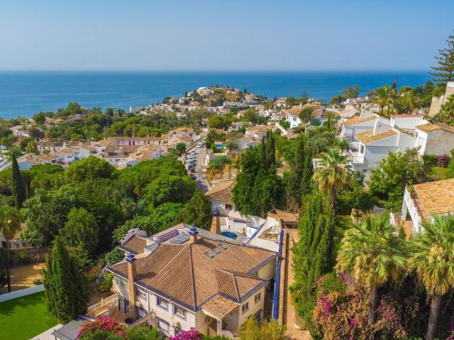 Casa en venta en La Perla-Torremuelle, Costa del Sol Occidental