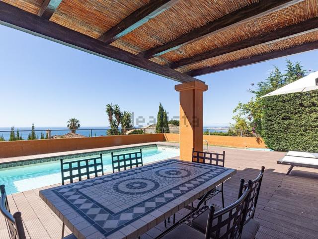 Casa en alquiler en La Capellanía, Benalmádena