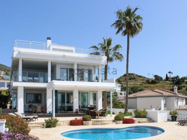 Casa en venta en Benalmádena, Carvajal