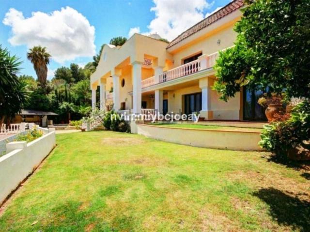 Casa en venta en La Sierrezuela, Costa del Sol Occidental