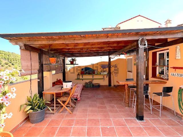 Casa en venta en Benamargosa