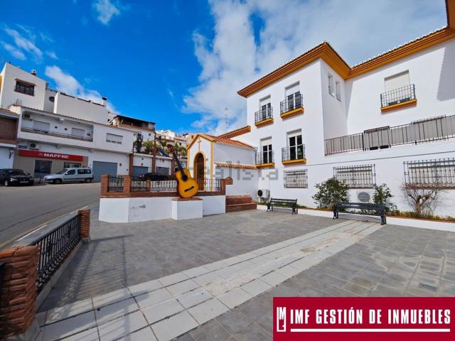 Casa en venta en Benamocarra, Málaga