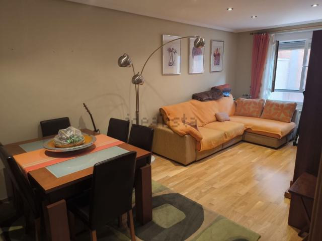 Casa en venta en Benavente, Castilla y León