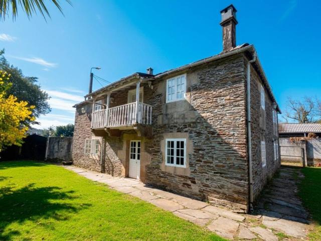 Casa en venta en Benavente, Castilla y León