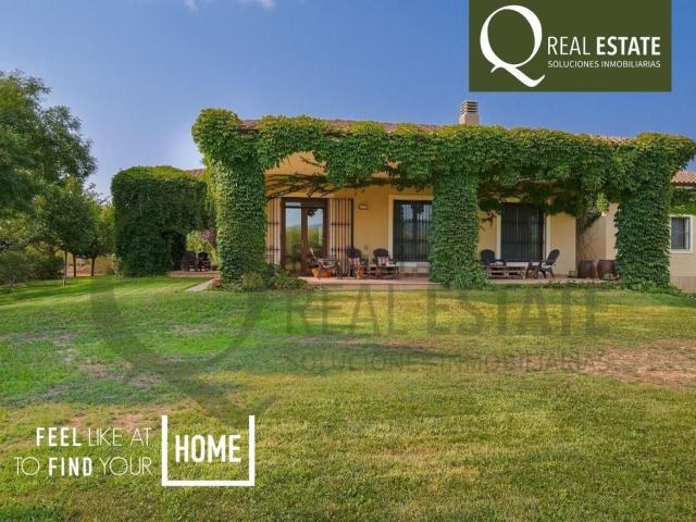 Casa en venta en l'Alt Vinalopó / El Alto Vinalopó, Valencia