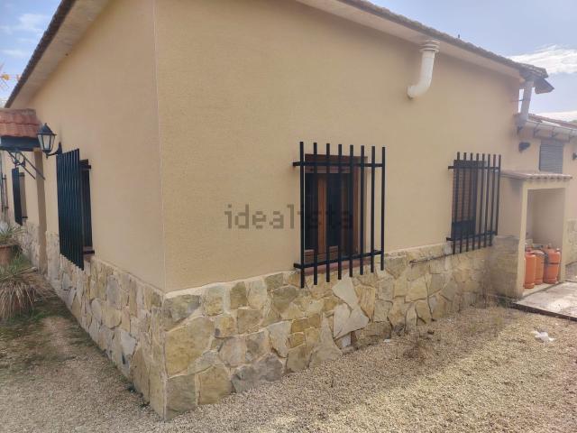Casa en venta en l'Alt Vinalopó / El Alto Vinalopó, Valencia