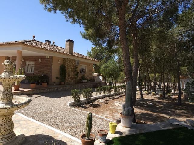 Casa en venta en Benejúzar