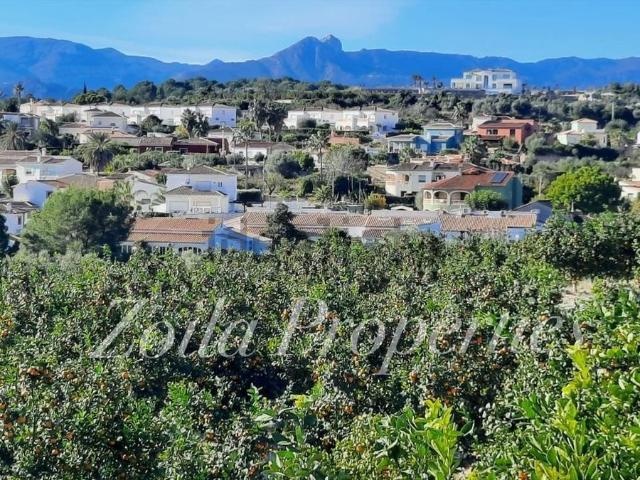 Casa en venta en Beniarbeig, Valencia