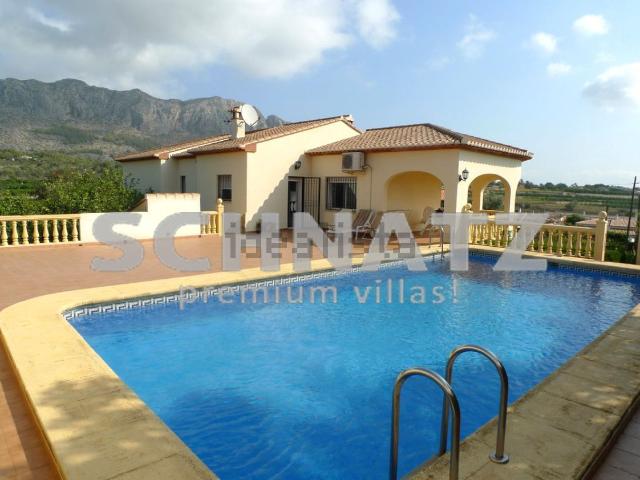 Casa en venta en Beniarbeig