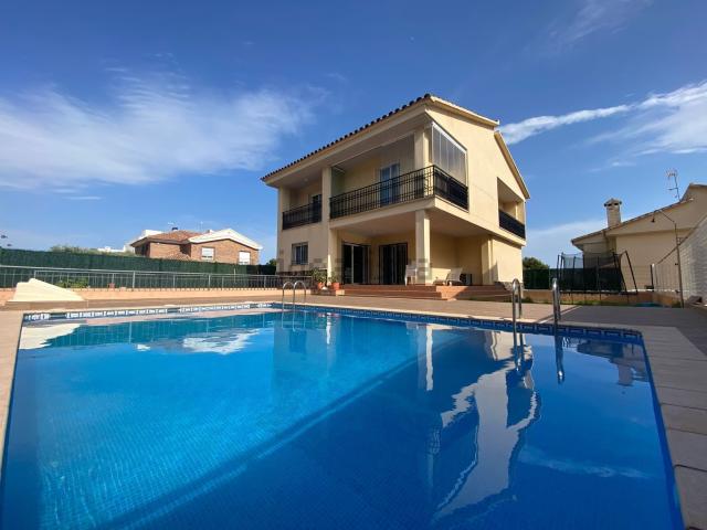 Casa en venta en Benicasim, Urbanització la Parreta