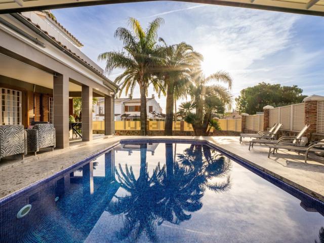 Casa en venta en les Vil·les, la Plana Alta