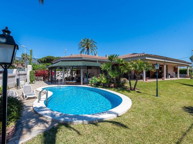 Casa en venta en Mas dels Frares, Benicàssim / Benicasim