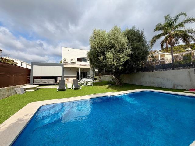 Casa en venta en Urbanització Les Palmes, Benicàssim / Benicasim