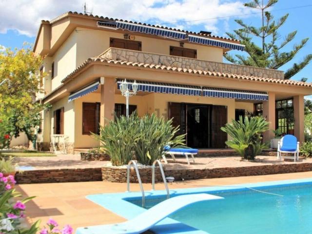 Casa en venta en la Plana Alta, Valencia