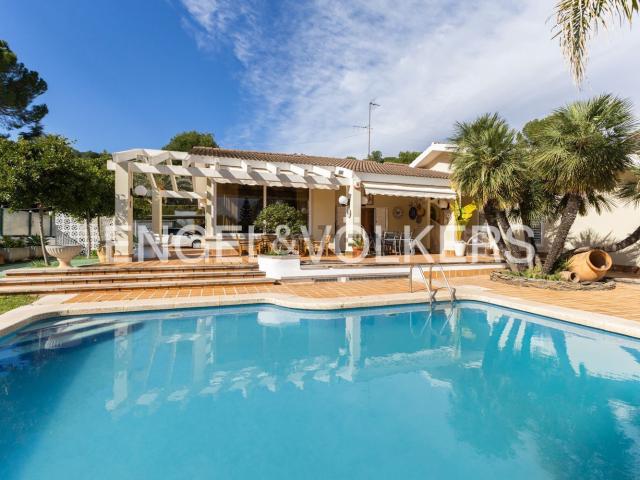 Casa en venta en Urbanització Montornés, la Plana Alta